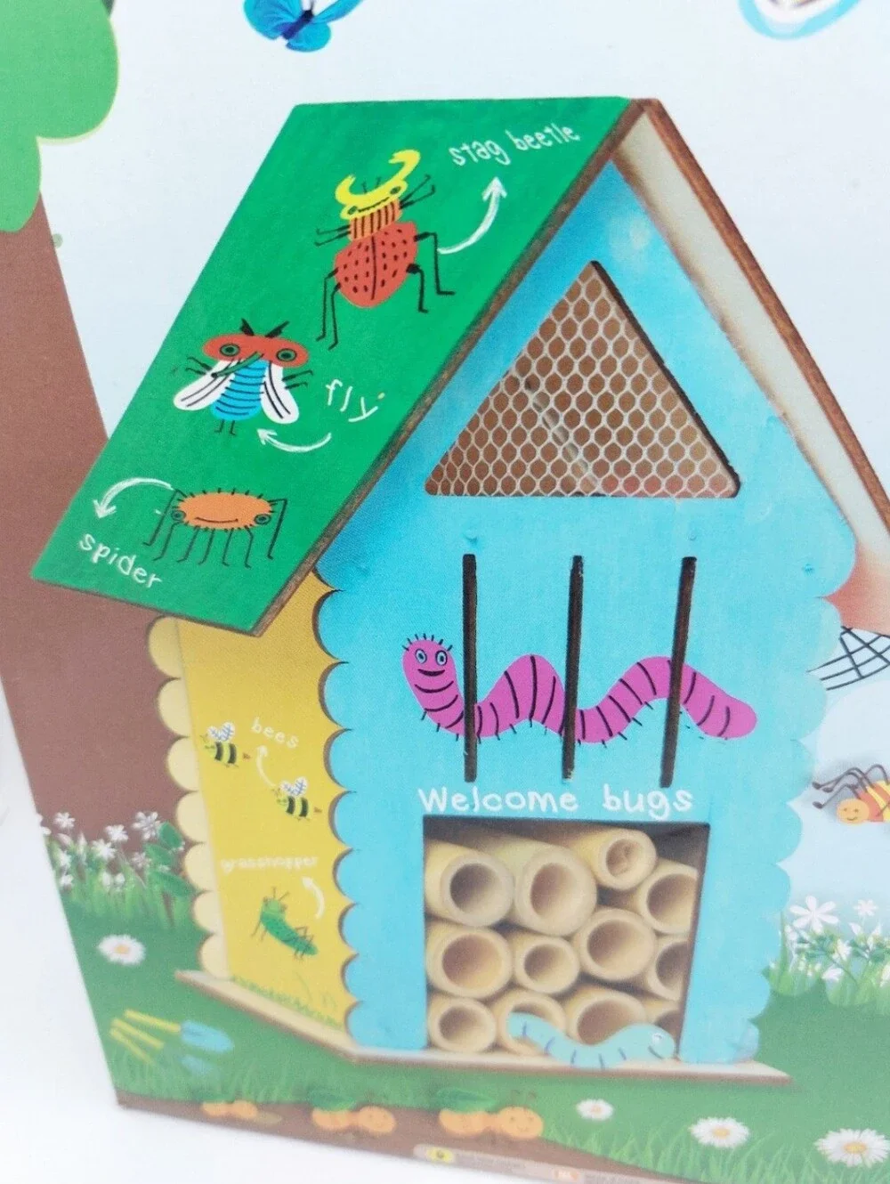 Grafix Paint Your Own Garden Bug Hotel Wooden Craft Kit Kids DIY Open Box Comple